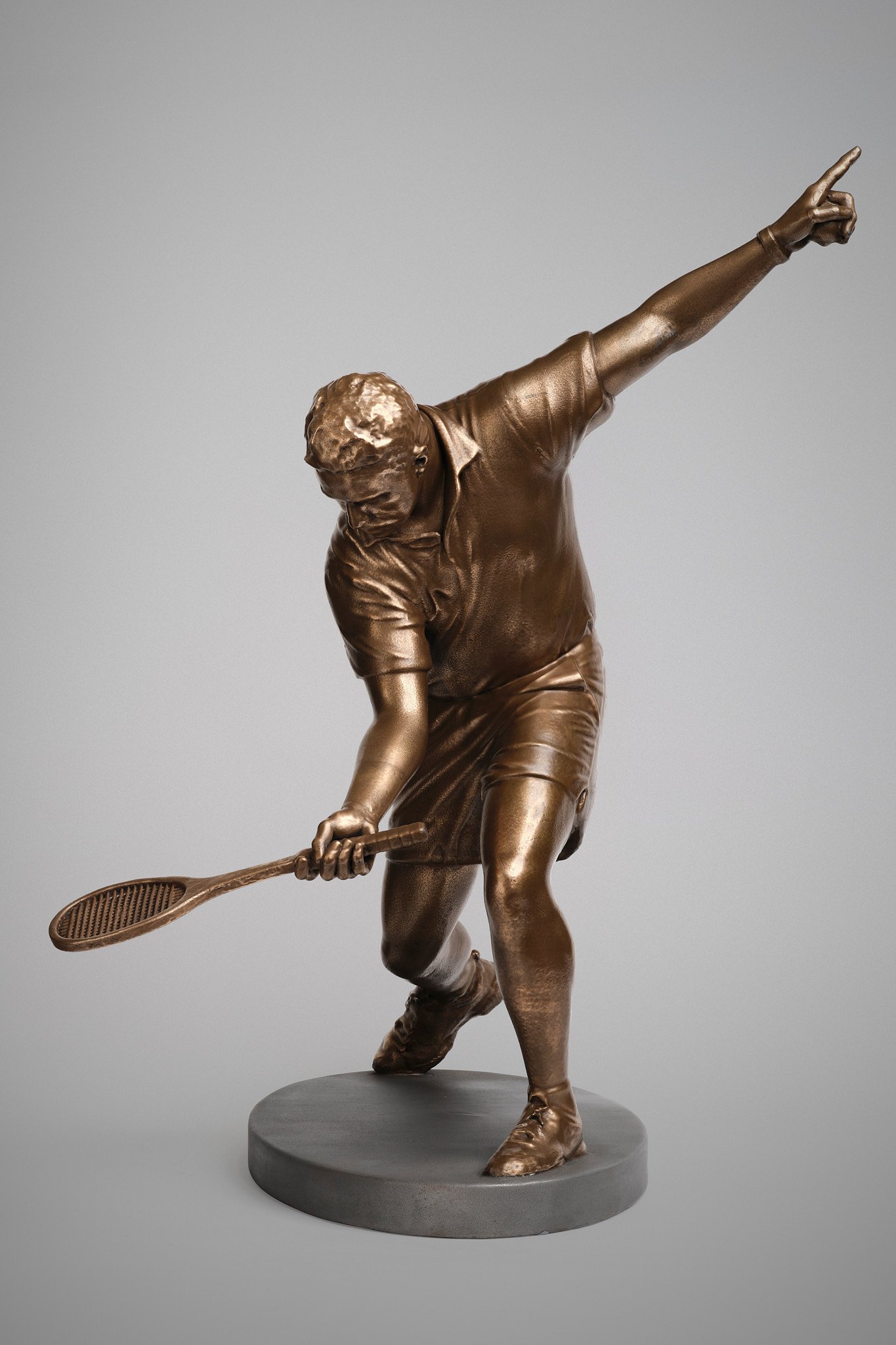Court Tennis Serve I (Underarm Twist)