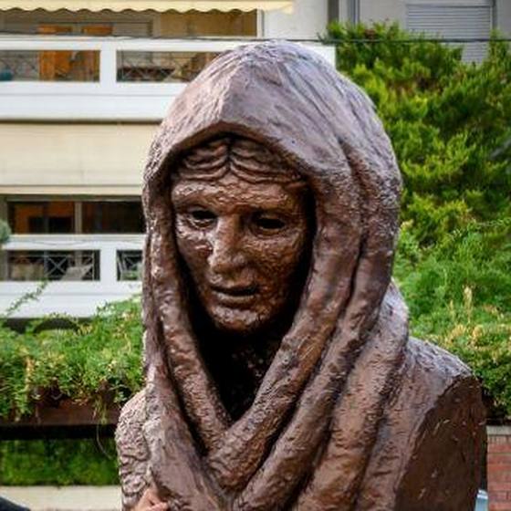 Surface detail of Refugee-Woman of Smyrna